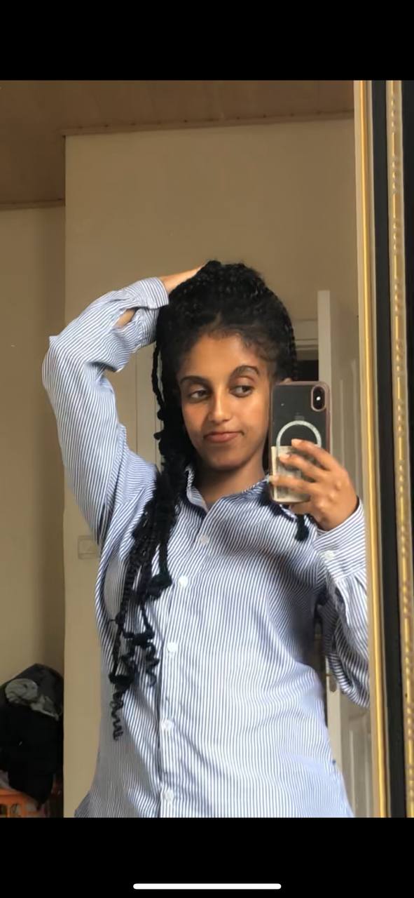 Mirror selfie